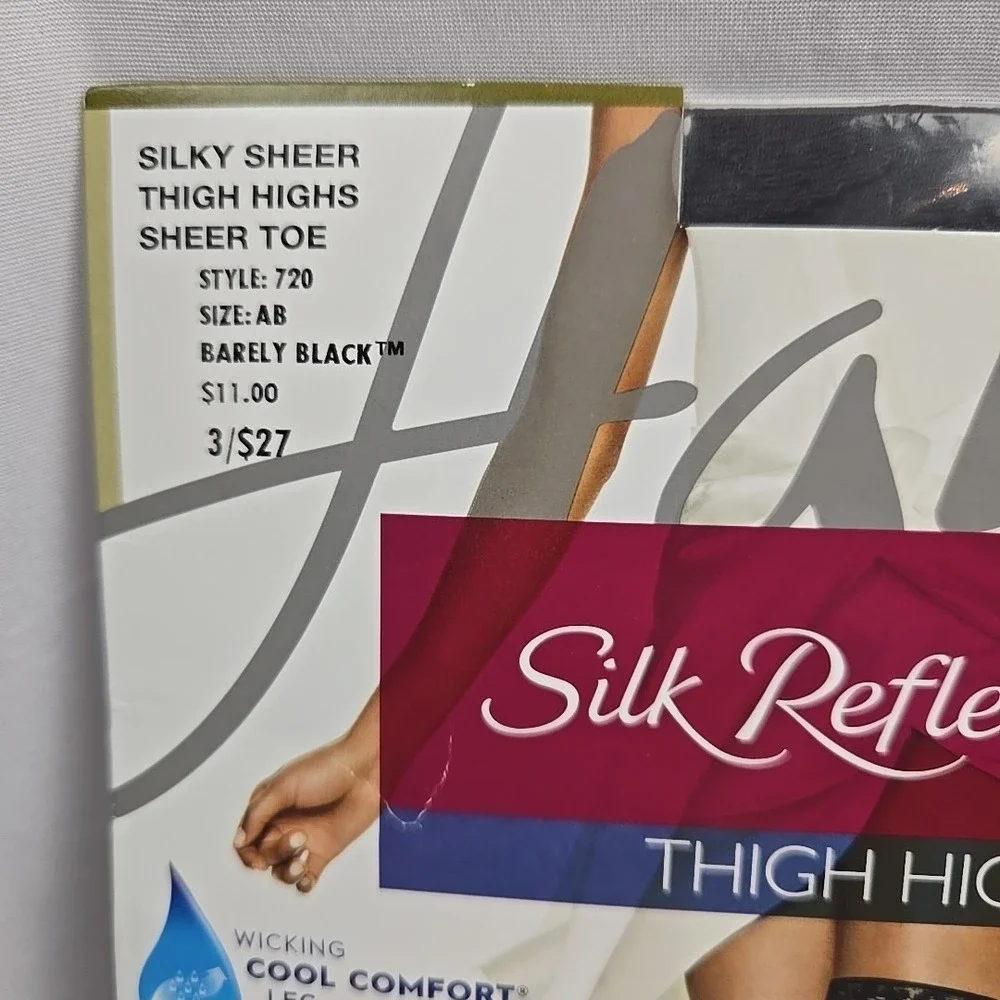 Hanes Silk Reflections Thigh Highs Silky Sheer Toe‎ Size AB Barely Black 720